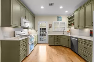 2242 Gemini St, Houston, TX 77058 - Photo 13