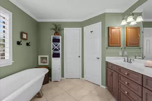 2242 Gemini St, Houston, TX 77058 - Photo 17