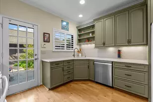 2242 Gemini St, Houston, TX 77058 - Photo 11
