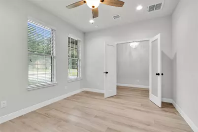 11087 Sutton Place Drive, Willis, TX 77378 - Photo 7