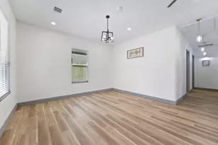 200 Canary St, Point Blank, TX 77364 - Photo 11