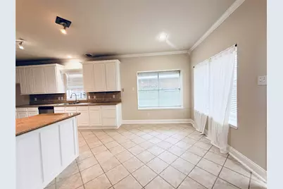 16927 Tower Ridge, Friendswood, TX 77546 - Photo 11