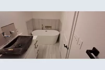 3925 Malcolm X Boulevard, Dallas, TX 75215 - Photo 5