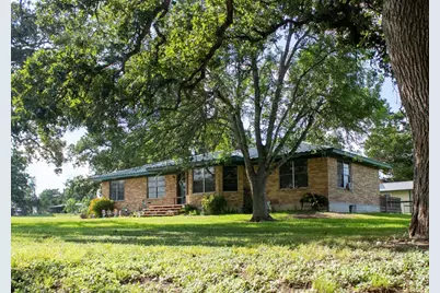 134 Private Road 1006, Hallettsville, TX 77964 - Photo 3