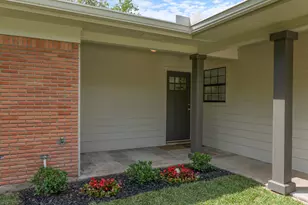 2502 Oak Dr, Bay City, TX 77414 - Photo 3
