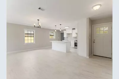 2502 Oak Drive, Bay City, TX 77414 - Photo 5
