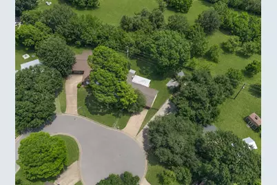 2015 Lee Street, Brenham, TX 77833 - Photo 21