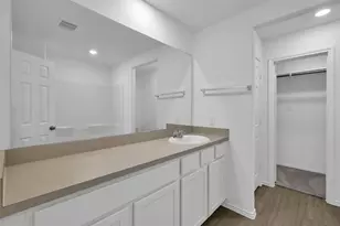 1615 Oleander Grns Dr, Conroe, TX 77301 - Photo 11