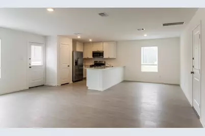 2084 Cedar Way Drive, Conroe, TX 77301 - Photo 5