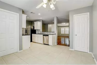 934 E Heights Hollow Lane, Houston, TX 77007 - Photo 7