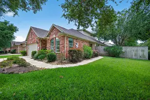 1308 Modena Dr, Pearland, TX 77581 - Photo 1