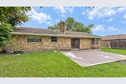 306 Lantana Drive, Texas City, TX 77591 - Photo 15