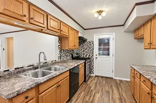 306 Lantana Dr, Texas City, TX 77591 - Photo 7