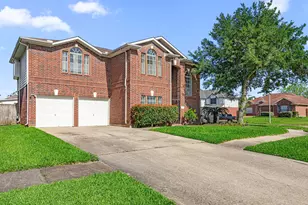 13610 Rocky Bluff Dr, Houston, TX 77085 - Photo 3
