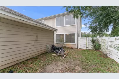3818 W Traditions Boulevard, Houston, TX 77082 - Photo 15