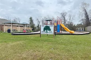 8002 W Red Oak Ln, Texas City, TX 77591 - Photo 33