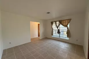 7325 Ley Rd, Houston, TX 77028 - Photo 7