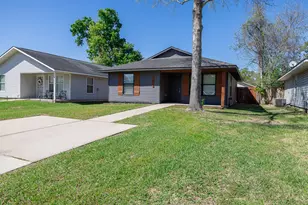 11915 Greenmesa Dr, Houston, TX 77044 - Photo 5