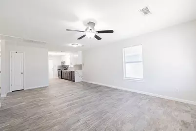 11915 Greenmesa Drive, Houston, TX 77044 - Photo 9