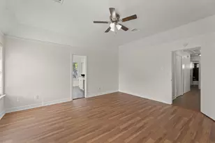 11430 Weathering Oaks Dr, Houston, TX 77066 - Photo 17