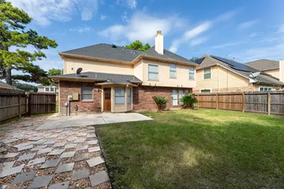 11430 Weathering Oaks Drive, Houston, TX 77066 - Photo 35