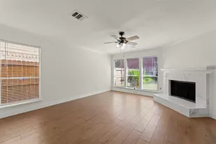 11430 Weathering Oaks Dr, Houston, TX 77066 - Photo 3