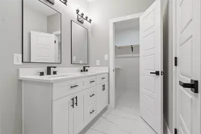 8216 Locksley Road, Houston, TX 77078 - Photo 11