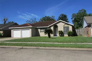 1611 Chippawa Ln, Pasadena, TX 77504 - Photo 1