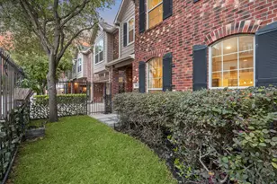 1613 W 15th St, Houston, TX 77008 - Photo 5