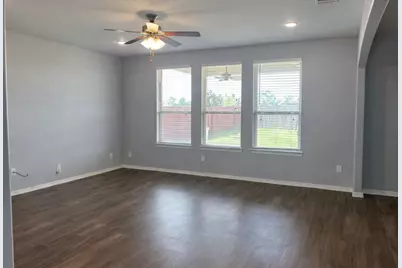 9923 Swindale Ridge Ln, Houston, TX 77044 - Photo 11