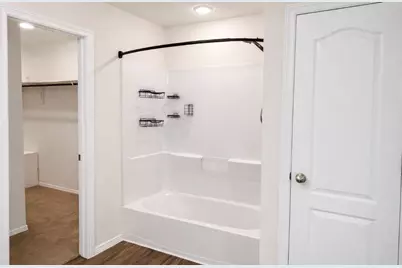 9923 Swindale Ridge Ln, Houston, TX 77044 - Photo 19