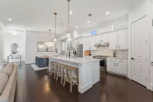 8213 Cabernet Ln, Houston, TX 77055 - Photo 3