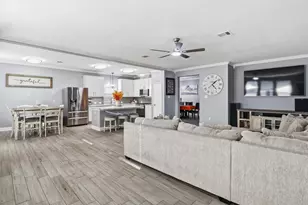 10858 Shannon Mills Ln, Houston, TX 77075 - Photo 15