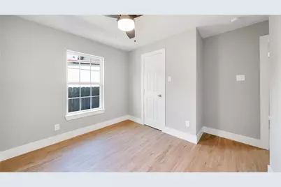 4111 Avenue Q, Galveston, TX 77550 - Photo 25