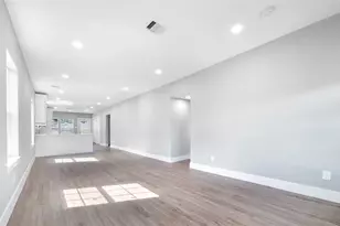 4111 Avenue Q, Galveston, TX 77550 - Photo 13