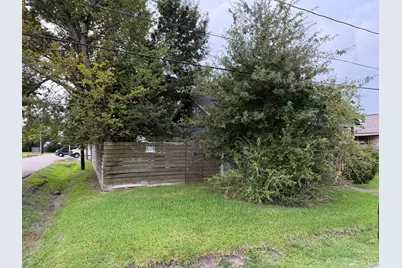 306 E 43rd Street, Houston, TX 77022 - Photo 3