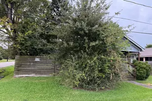 306 E 43rd St, Houston, TX 77022 - Photo 5