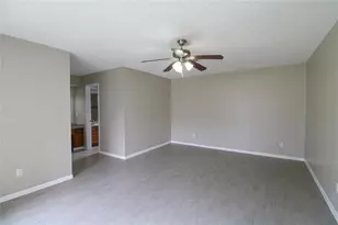 6111 Briar Glade Dr, Houston, TX 77072 - Photo 9