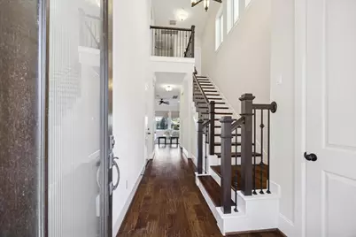 11116 Sherwood Oak Lane, Houston, TX 77043 - Photo 3