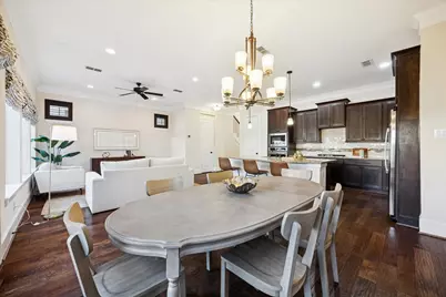 11116 Sherwood Oak Lane, Houston, TX 77043 - Photo 11