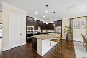 11116 Sherwood Oak Ln, Houston, TX 77043 - Photo 5