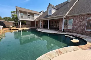 4385 Brownstone Dr, Beaumont, TX 77706 - Photo 5