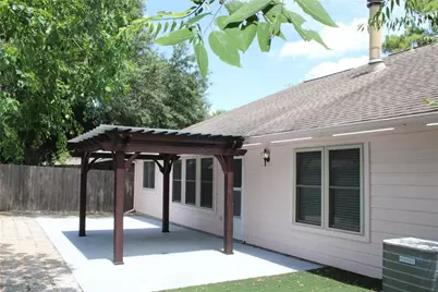 11507 Stone Bridge Drive, Houston, TX 77064 - Photo 11