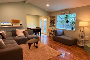 9430 Charter Ridge Dr, Houston, TX 77070 - Photo 5