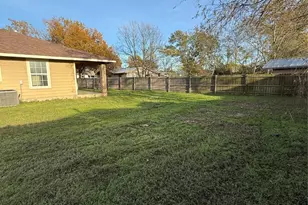 1205 Thompson St, Bryan, TX 77803 - Photo 25