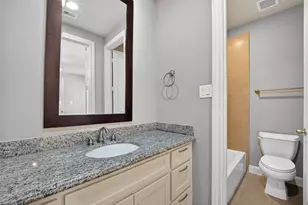 5617 Kiam St, Houston, TX 77007 - Photo 9