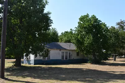 805 Caldwell Street, Lexington, TX 78947 - Photo 9