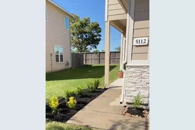 5112 Gable Lane, Houston, TX 77066 - Photo 3