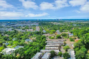 1801 Stoney Brook Dr, Houston, TX 77063 - Photo 39