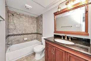 1801 Stoney Brook Dr, Houston, TX 77063 - Photo 23